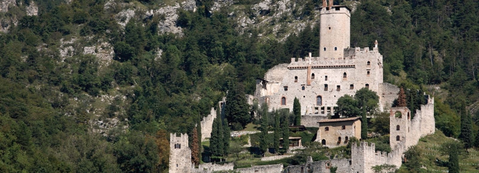 Castello di Avio